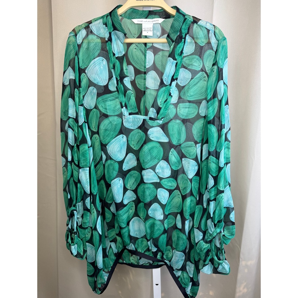 Diane von Furstenberg DVF 100%‎ Silk Abstract Print Blouse Green Blue Size 4